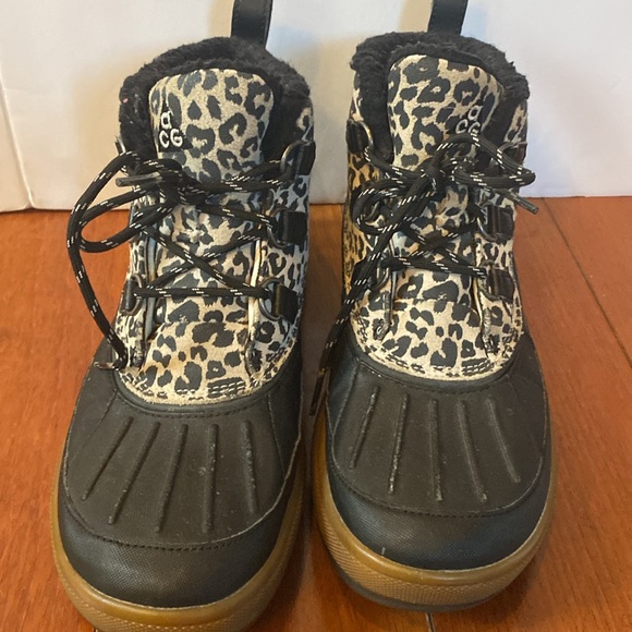 Nike ACG Cheetah Leopard print Woodside Chuka II rain snow duck boots sz 8.5 - Picture 2 of 11